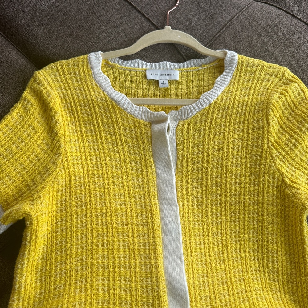 Free Assembly Vibrant Sweater Size S - Picture 2 of 13